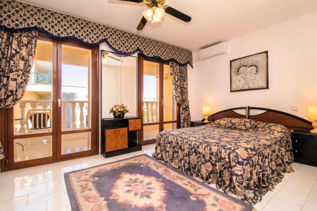 Nice House With Tennis Court,Sports And Playground Torrevieja Luaran gambar